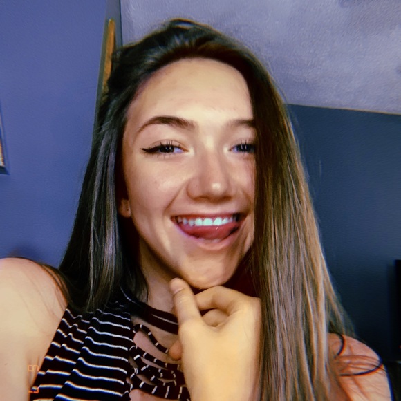 ashley_newelly